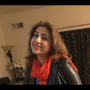 Meet your Posher, Maria